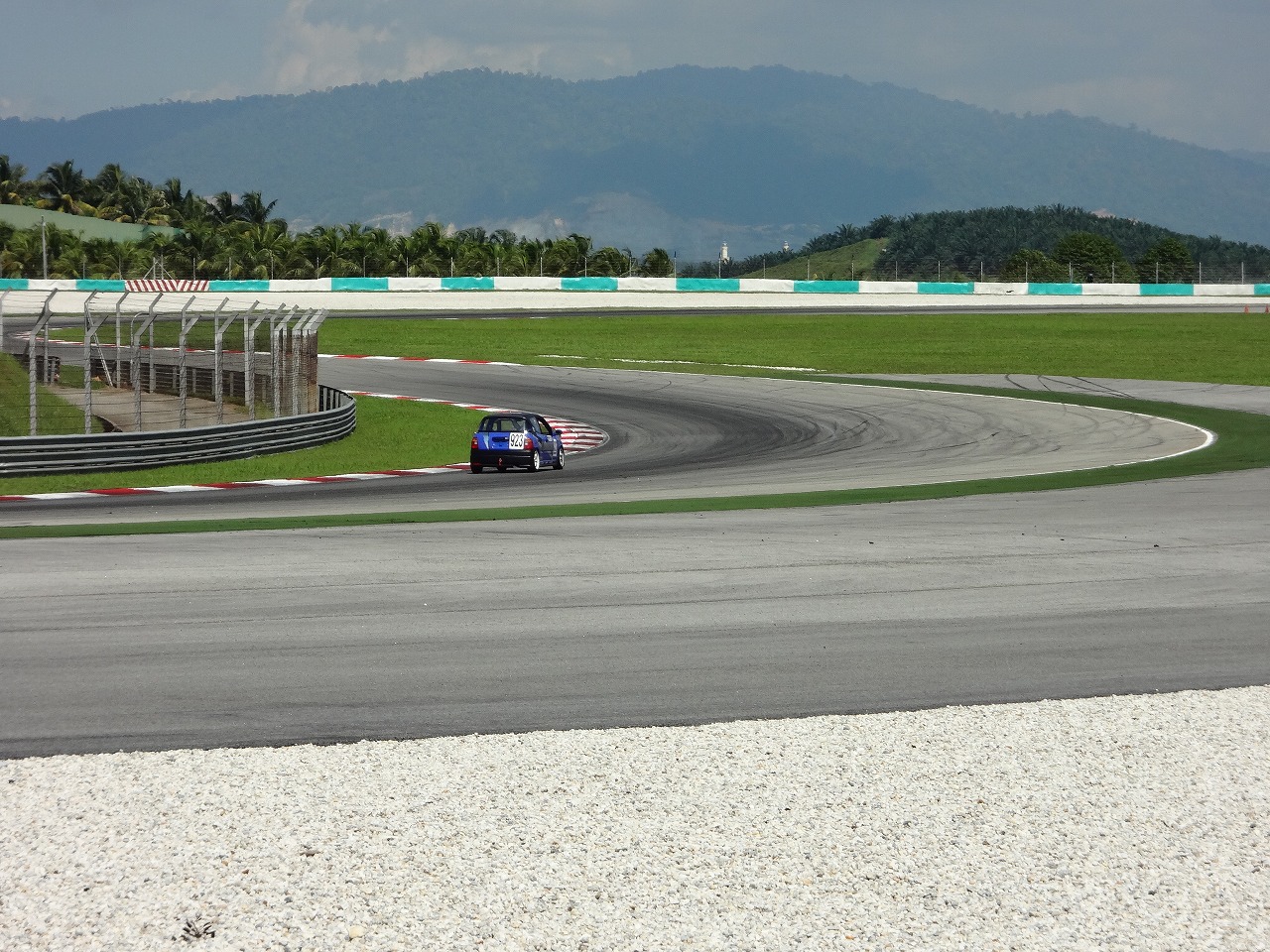 s-DSC00720.jpg s-DSC00720.jpg